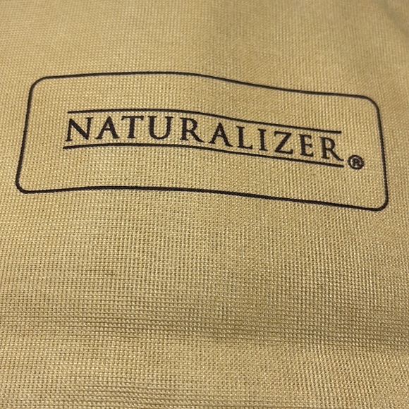 NATURALIZER Drawstring Shoe Storage Dust Bags - Picture 3 of 3